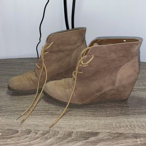 Madden Girl Domain Wedge Boots - Size 8